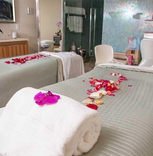 SPA couples massage
