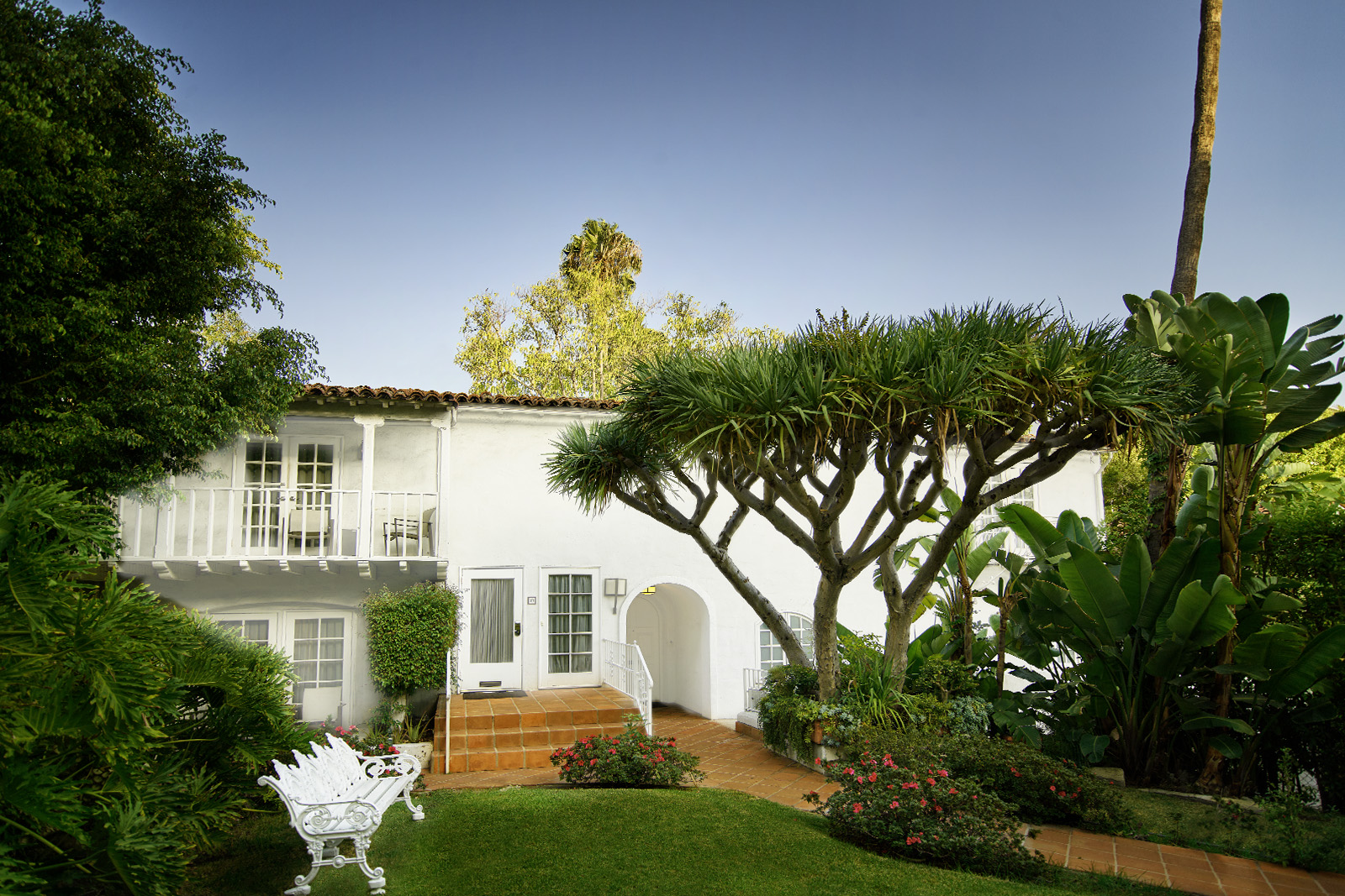 Vintage Villas and Pathway